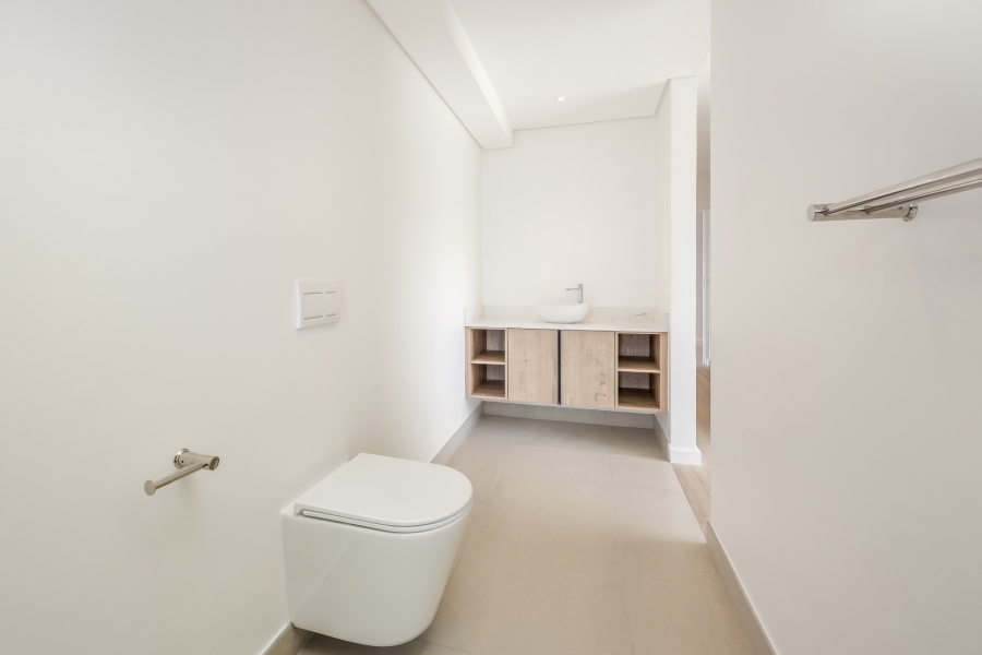 5 Bedroom Property for Sale in Mount Royal Golf Estate Western Cape